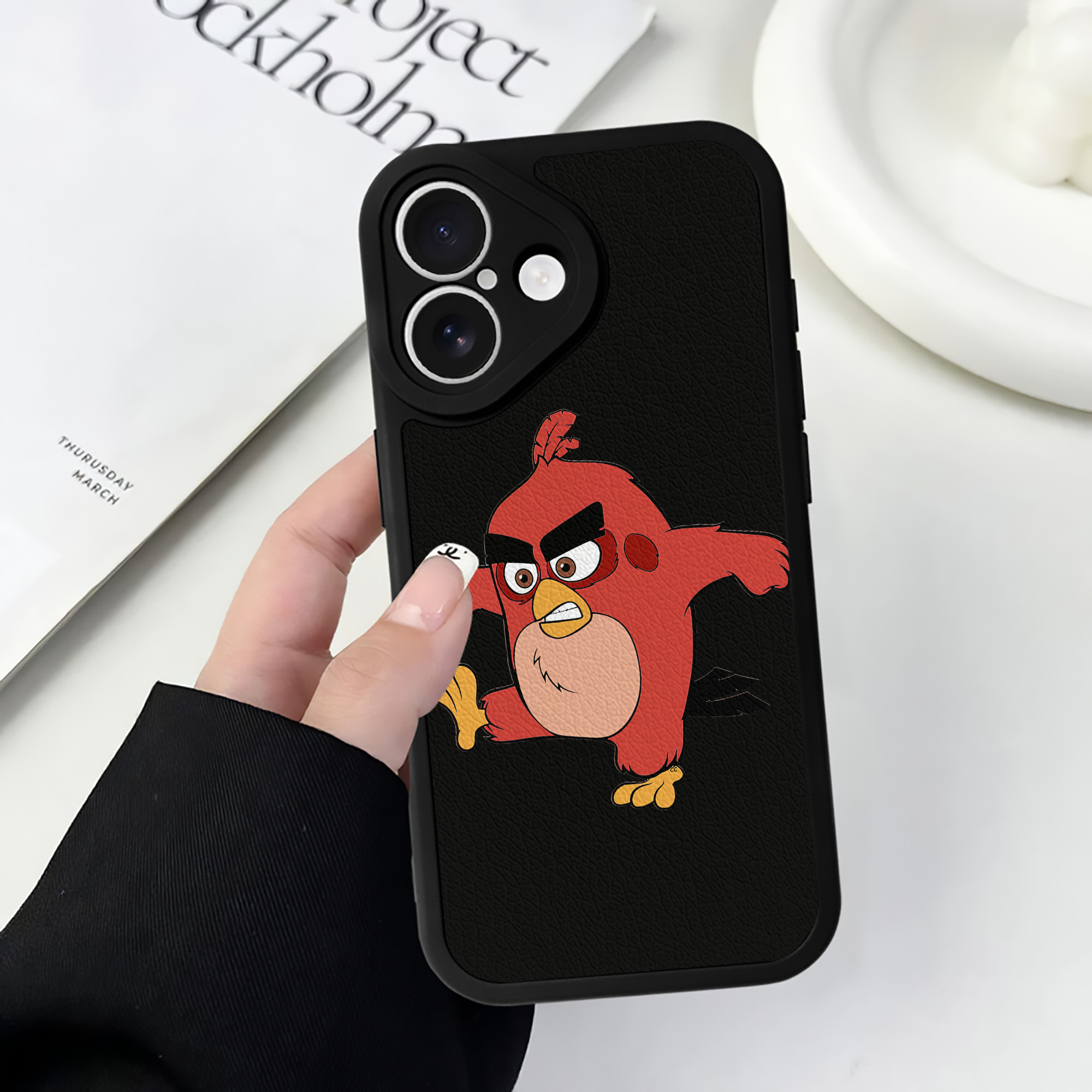 （画像用） Angry Birds アングリーバード 【iPhone 16シリーズ対応】シリコンスマホケース（レザー調） 材質：シリコン